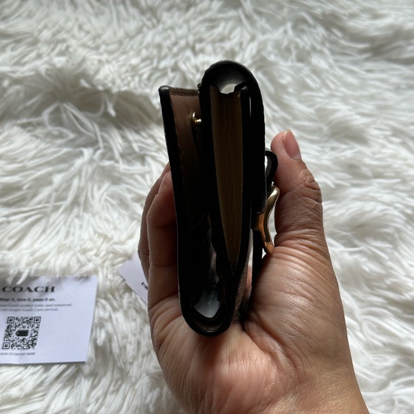 Coach Small Morgan Wallet - Picture 12 of 12
